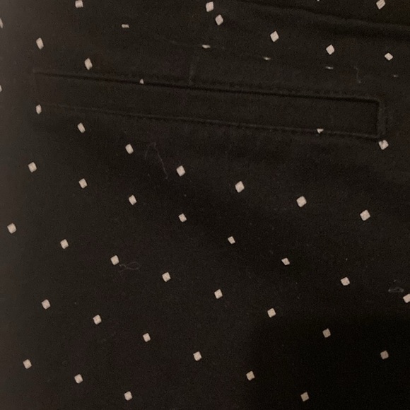 Old Navy Pixie Mid-Rise Size 4 Regular Black/White Women’s Pants - Picture 5 of 7